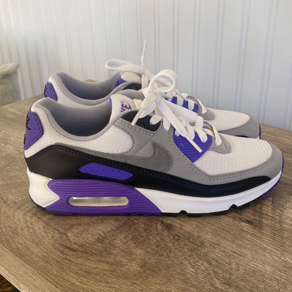 Nike Air Max Sneakers - White, Gray, Purple